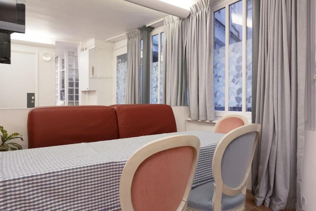 Apartment Atypical Flat - Place Des Vosges - 4 People *